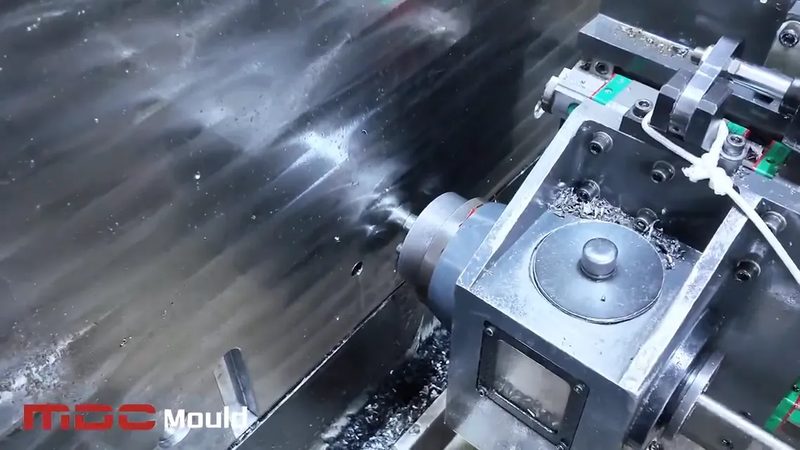 汽车模具设计制造：关键环节与选择要点**