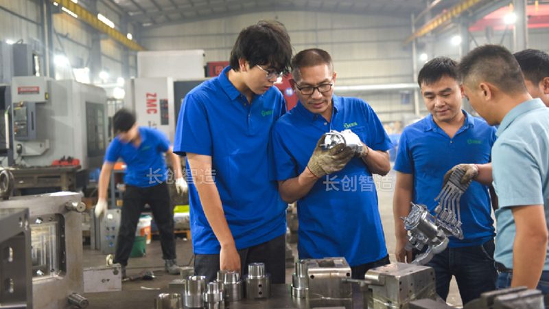 广州小型吸塑模具批发：揭秘其工艺与选型要点
